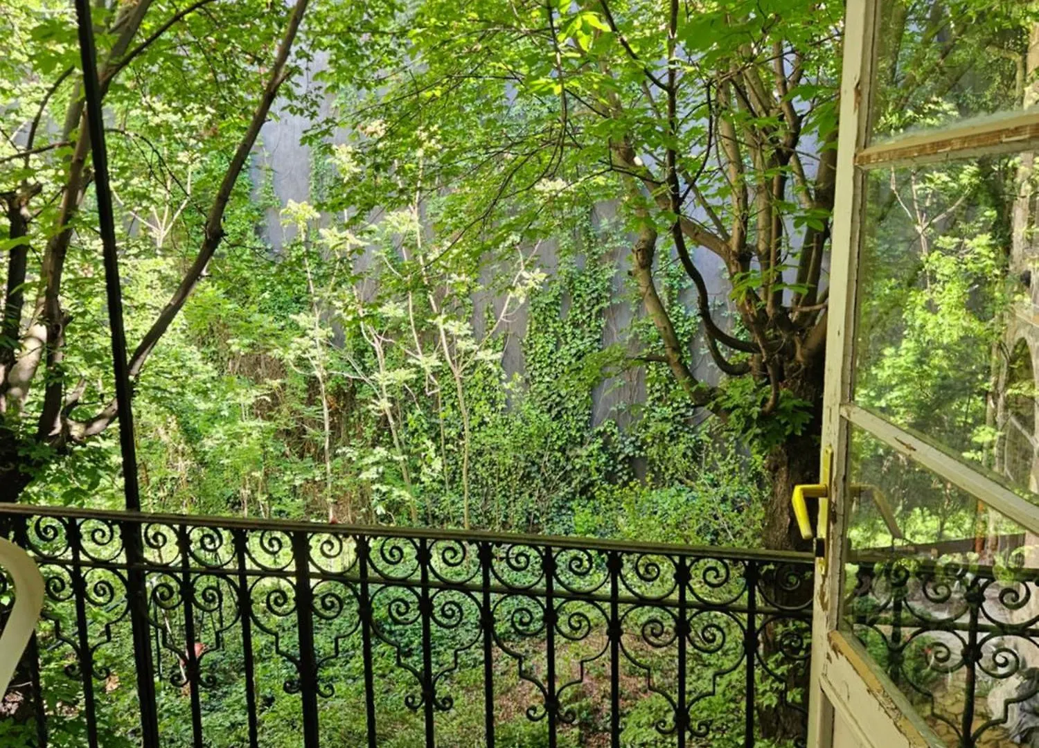 Ligeti Ruin Hostel Budapest
